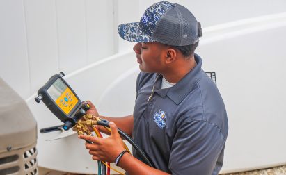 ENGLEWOOD AIR CONDITIONING TECHNICIANS Card