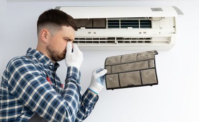 TELL-TALE SIGNS OF POOR AIR QUALITY IN YOUR HOME Card