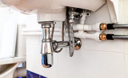 THREE SIGNS YOUR GARBAGE DISPOSAL MIGHT NEED REPLACING Card