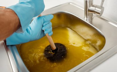 TOP REASONS TO GET A CLOGGED DRAIN REPAIRED ASAP Card